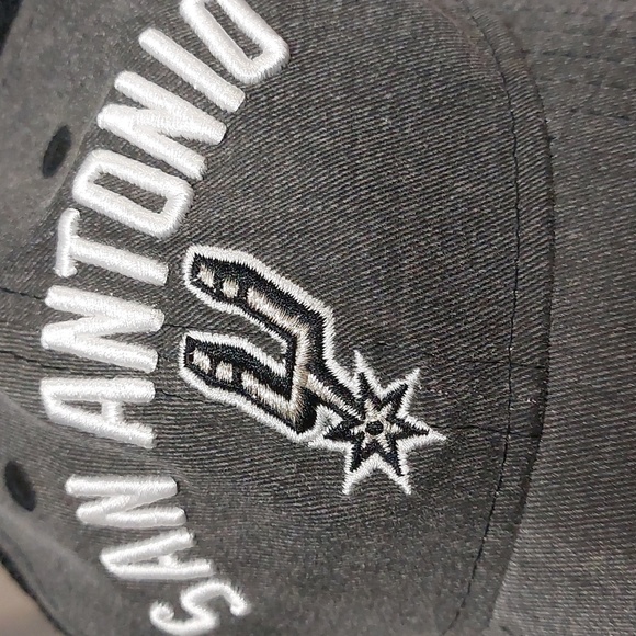 San Antonio sports cap - Picture 6 of 6